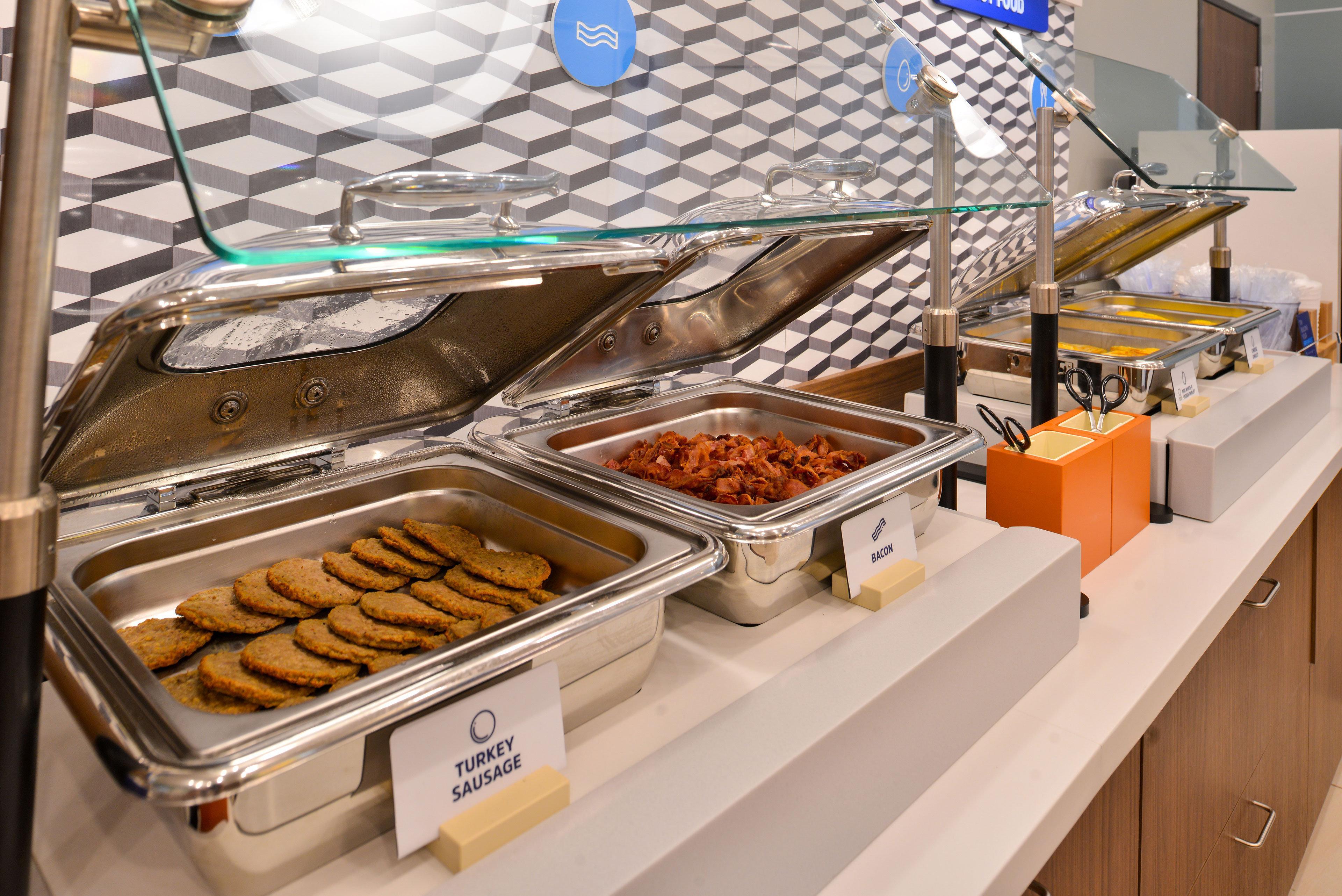 Holiday Inn Express & Suites Madison By Ihg Luaran gambar